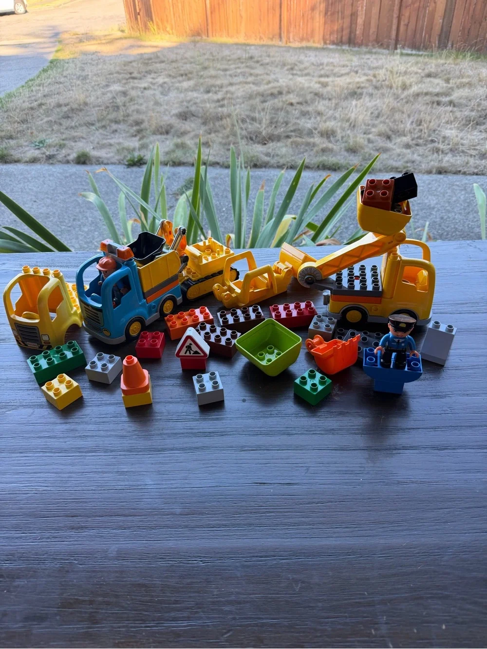 Lego Duplo a few sets and a lot of extras